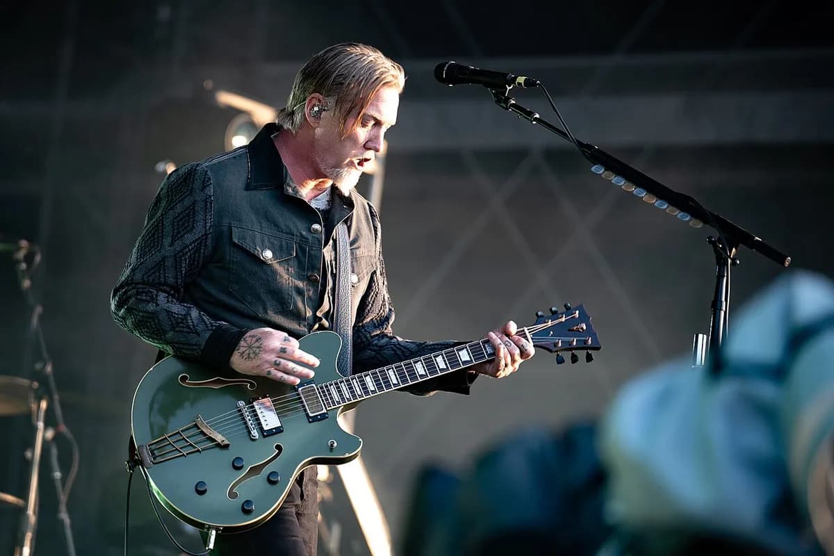 Queens of the Stone Age band photo